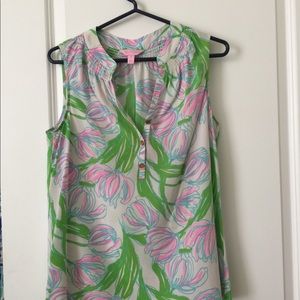 Lilly Pulitzer silk sleeveless blouse.